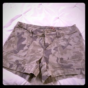 Camouflage shorts